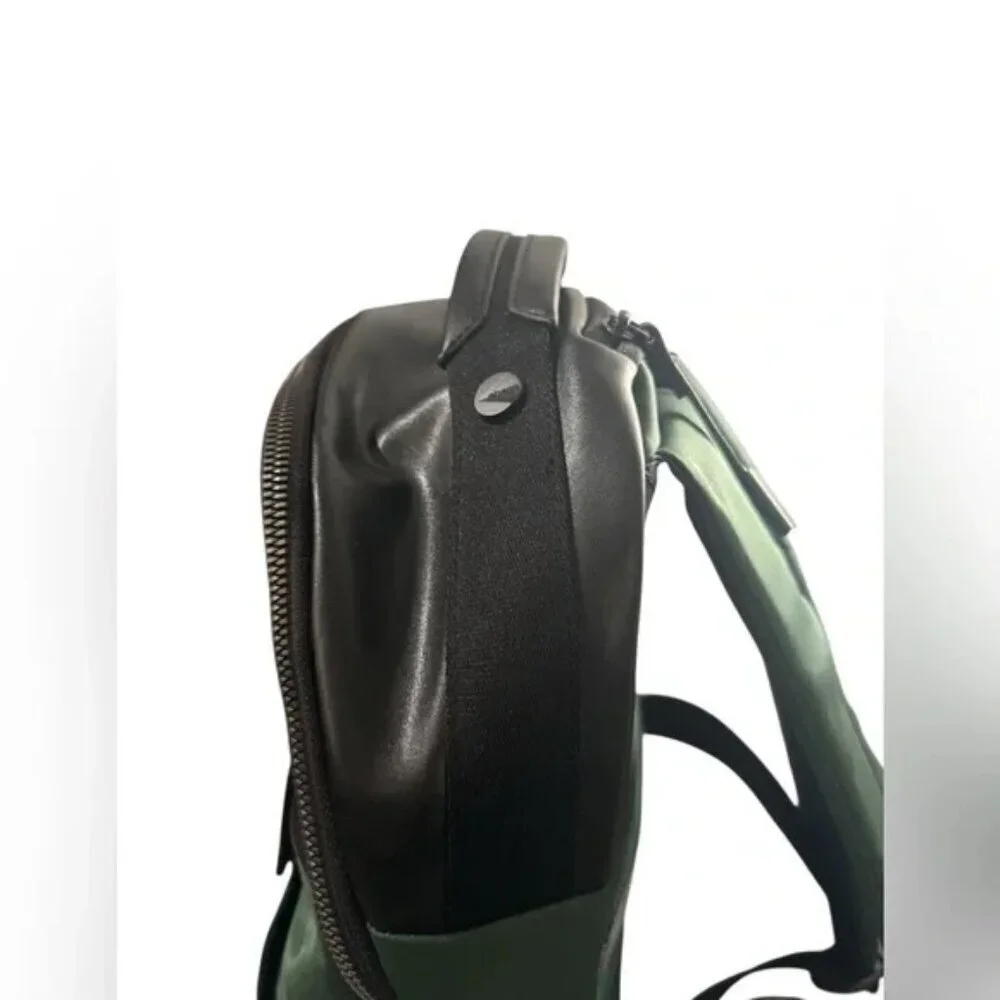 eBags CTS Daypack - Black & Green
